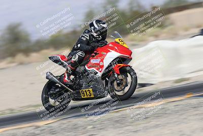 media/Oct-30-2025-Racers Edge (Thu) [[dabbdaf680]]/3-B Group/Session 5 (Turn 6)/